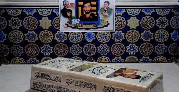 عکس سنگ قبر شهید حججی