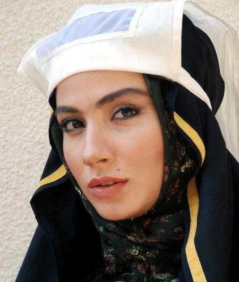عکس بازیگر بهارک صالح نیا