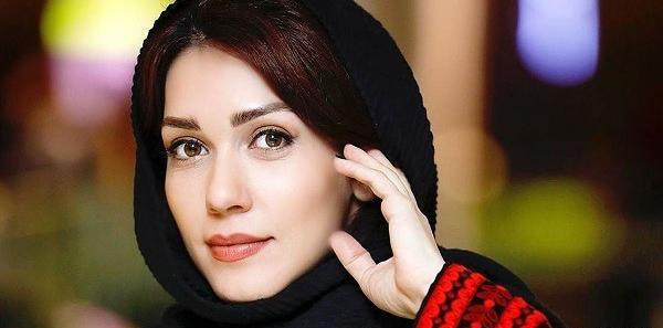 عکس شهرزاد کمال زاده در شام ایرانی