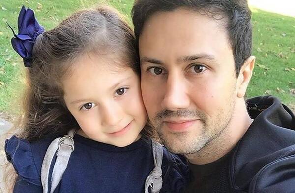 عکس بچه ی شاهرخ استخری
