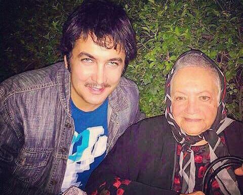 عکس خانوادگی حسام نواب صفوی