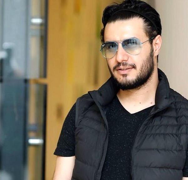 عکس لو رفته از جواد عزتی