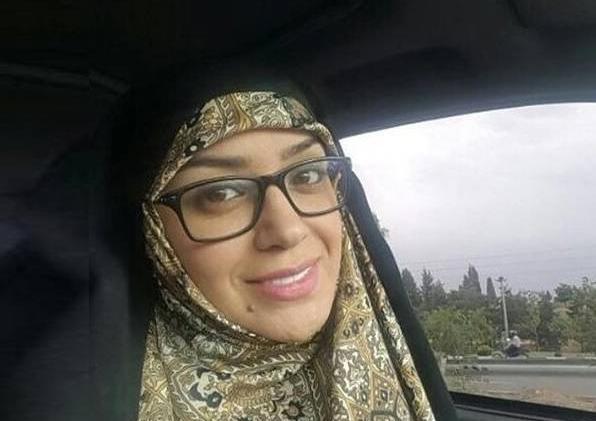عکس الهام چرخنده ویکی پدیا