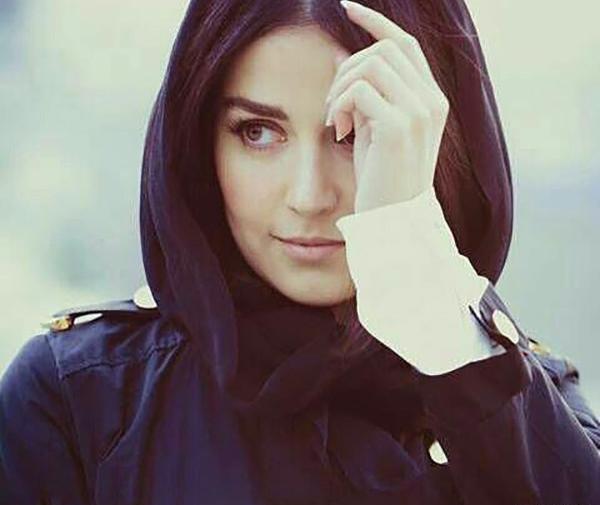 عکس غمگین افسانه پاکرو