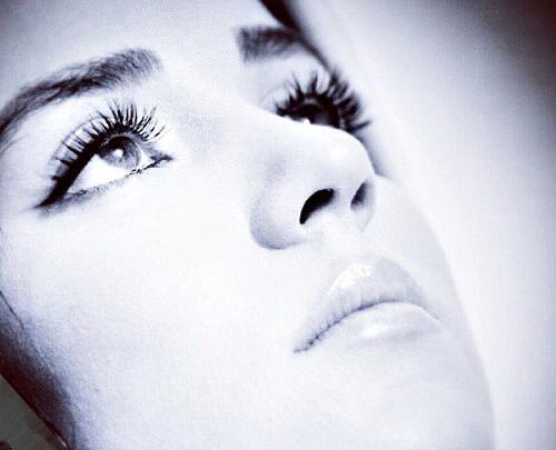 عکس غمگین افسانه پاکرو