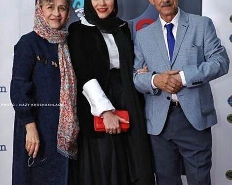 عکس رامبد جوان با پدر و مادرش