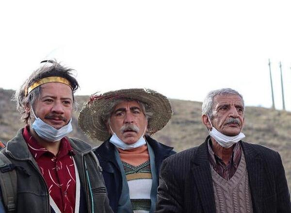 عکس علی صادقی در نون خ ۲