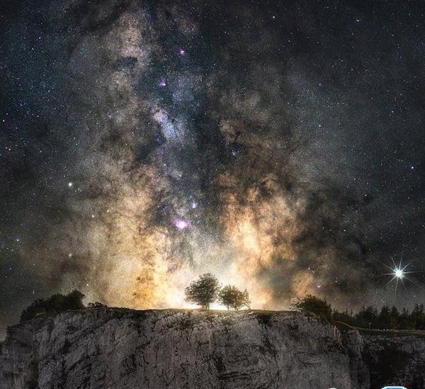 عکس یک آسمان پر ستاره