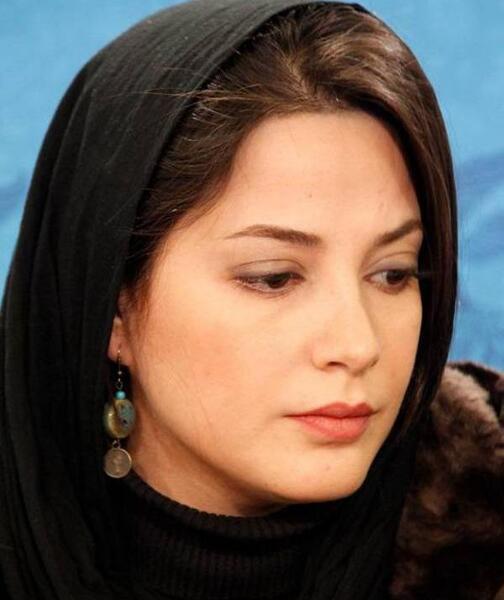 عکس نیم رخ طناز طباطبایی