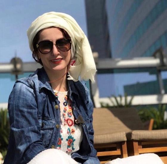 عکس شقایق دهقان در خارج