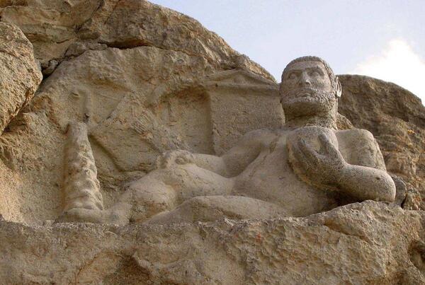 عکس قدیمی مجسمه هرکول