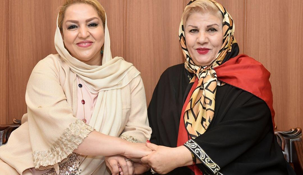عکس پدر و مادر علی اوجی