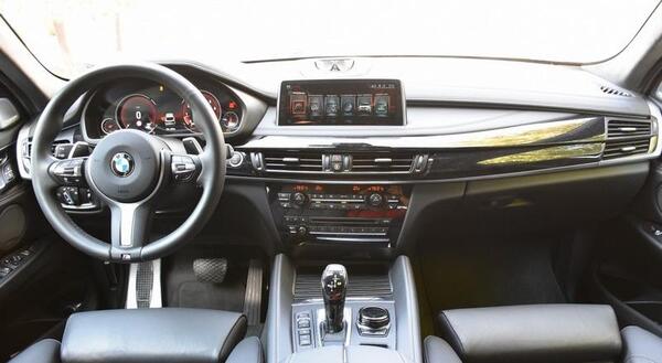 عکس داخل بی ام و x6