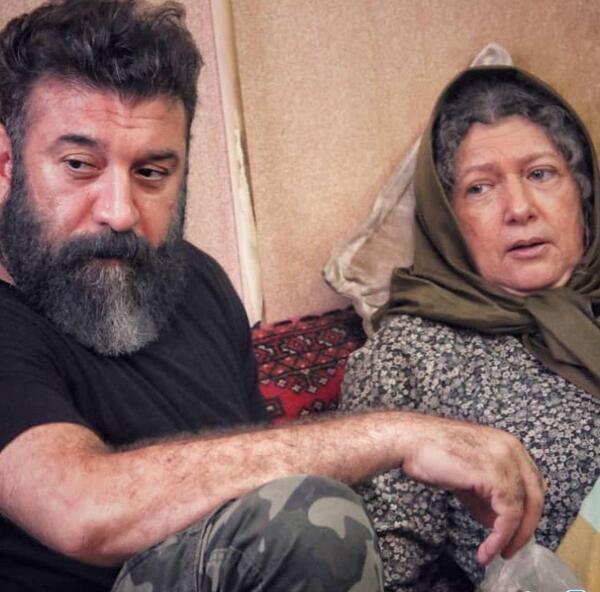 عکس فریبا متخصص و پسرش پوریا