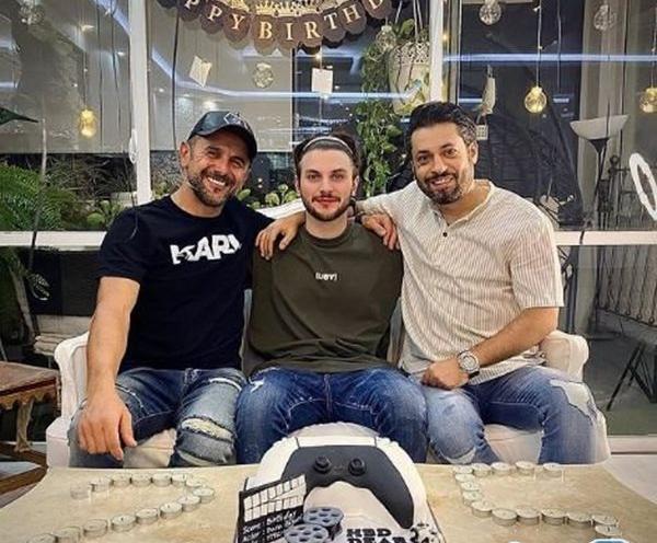عکس قبر امین حیایی
