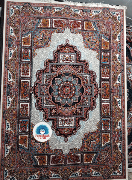 عکس فرش حوض نقره کرم