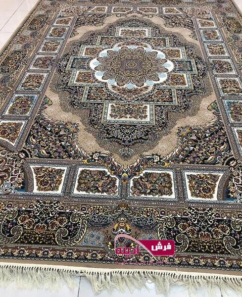 عکس فرش حوض نقره کرم
