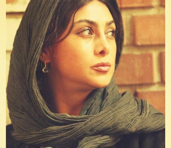 عکس نیمرخ آزاده صمدی