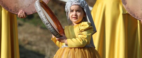 عکس گروه بانوان رستا