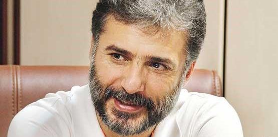 عکس سید جواد هاشمی در اهوی پیشونی سفید