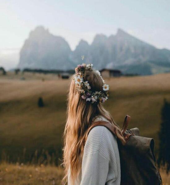 عکس هنری دختر تنها