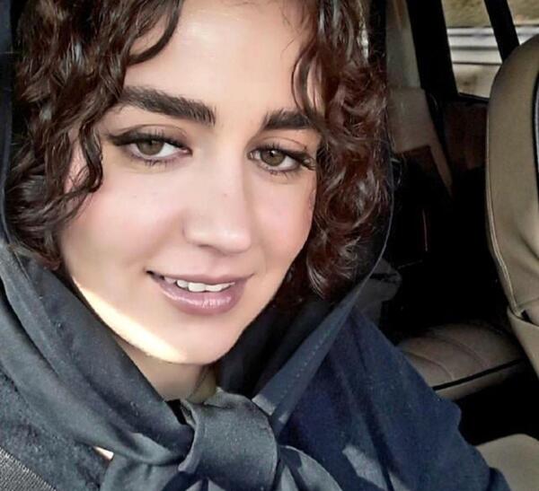عکس افسانه پاکرو نی سایت