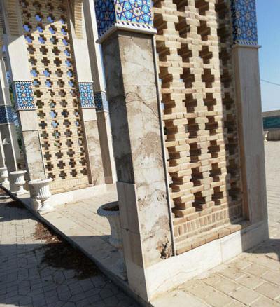 عکس سنگ قبر قیصر امین پور