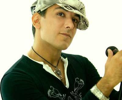 عکس گردنبند شادمهر عقیلی