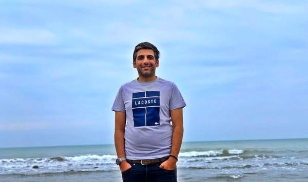 عکس بیتا سحرخیز کنار دریا