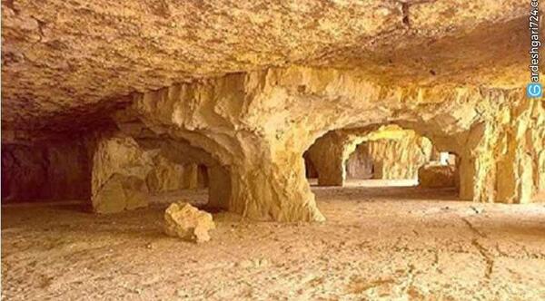 عکس غار سنگ اشکن جهرم
