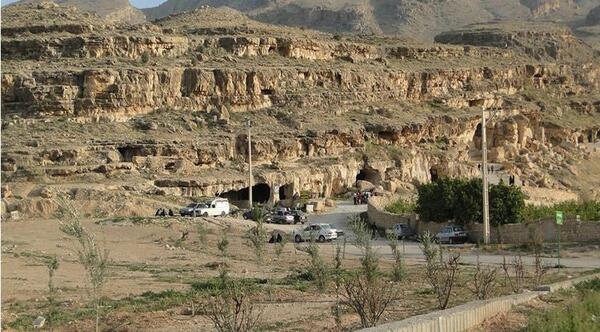 عکس غار سنگ اشکن جهرم