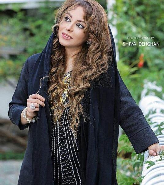 عکسهای زهرا اویسی و همسرش