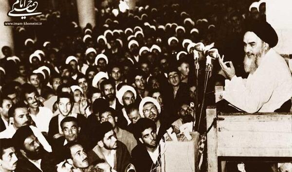 عکس خاک امام خمینی