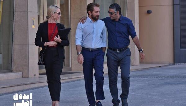 عکس پژمان جمشیدی در خارج از کشور
