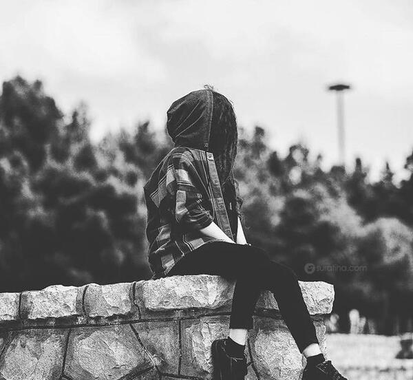 عکس پروفایل دخترونه اسپرت غمگین