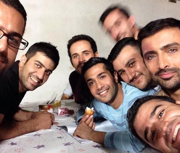 عکس های سام درخشانی در سریال همه چیز آنجاست