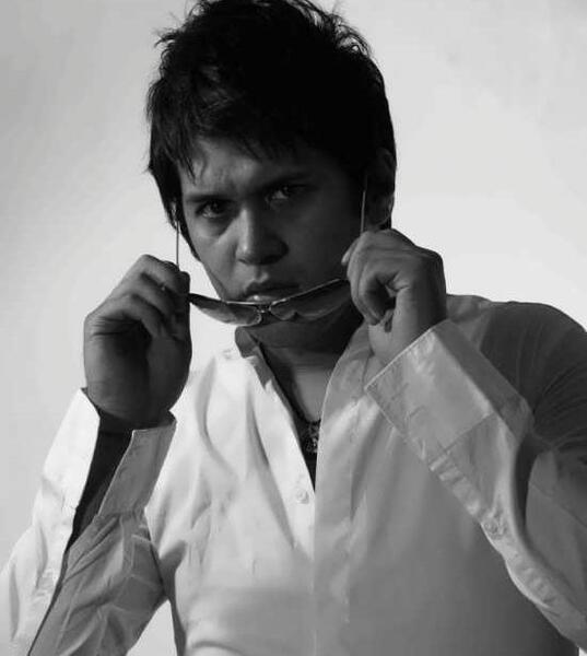 عکس سیاوش خیرابی برای پروفایل