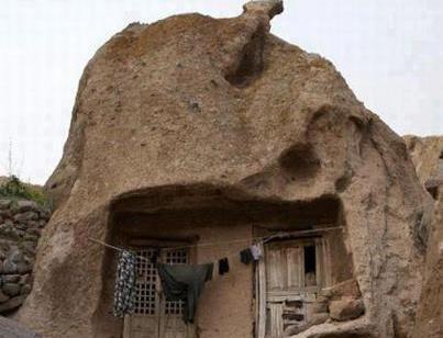 عکس خانه گوگوش