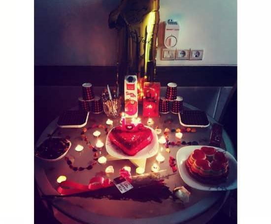 عکس جشن ماهگرد