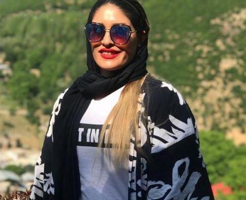 عکس پیام نیازمند با همسرش