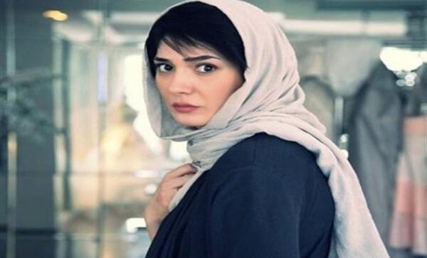 عکس مینا وحید و روزبه حصاری