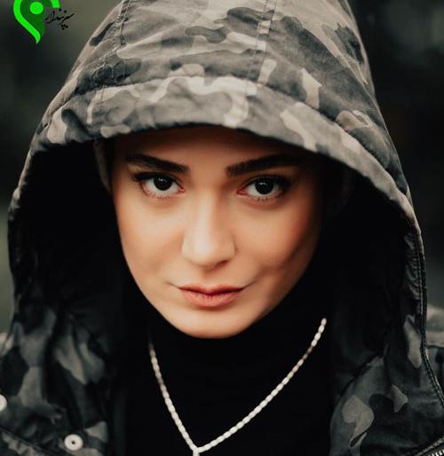 عکس مینا وحید و روزبه حصاری