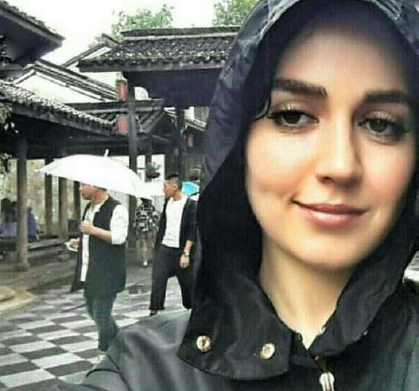 عکس سلفی افسانه پاکرو