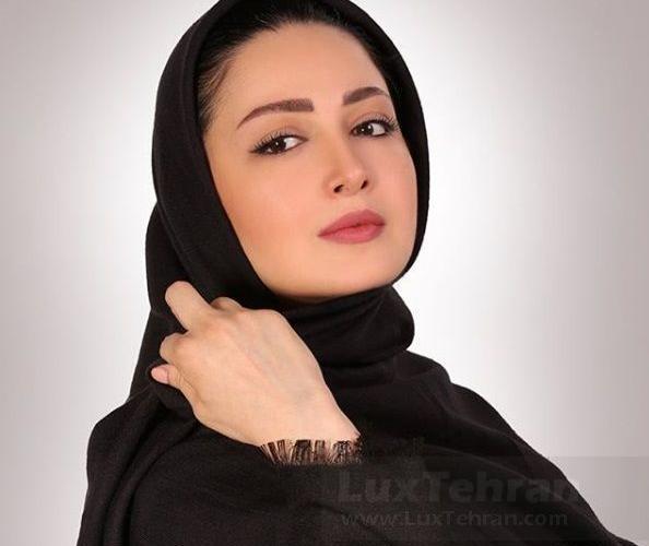 عکس شیلا خداداد با مقنعه