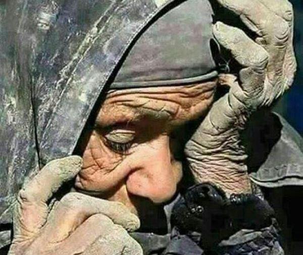 عکس مادر پرویز پرستویی