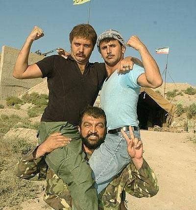عکس امین حیایی در استخر