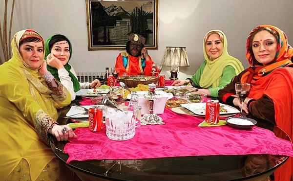 عکس آشا محرابی در شام ایرانی