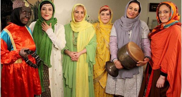 عکس آشا محرابی در شام ایرانی