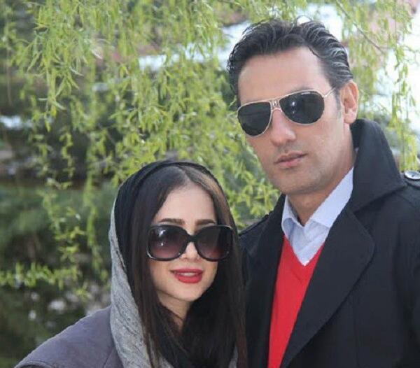 عکس الناز حبیبی در کنار مزار مادرش