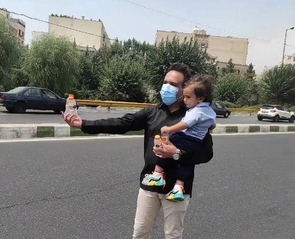 عکس امیر کربلایی زاده و پسرش
